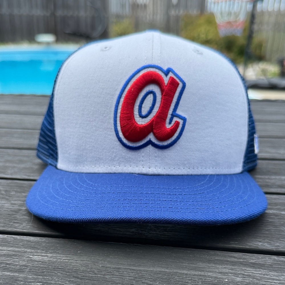 New Era  Atlanta Braves Blue and White Hat with Red Logo